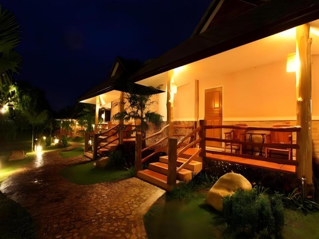 Chiangkham Luang Resort Chiang Dao Exterior foto